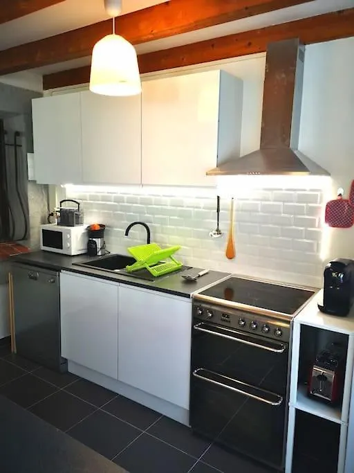 Beautiful Apartment In Villa Sandrinella Gorbio